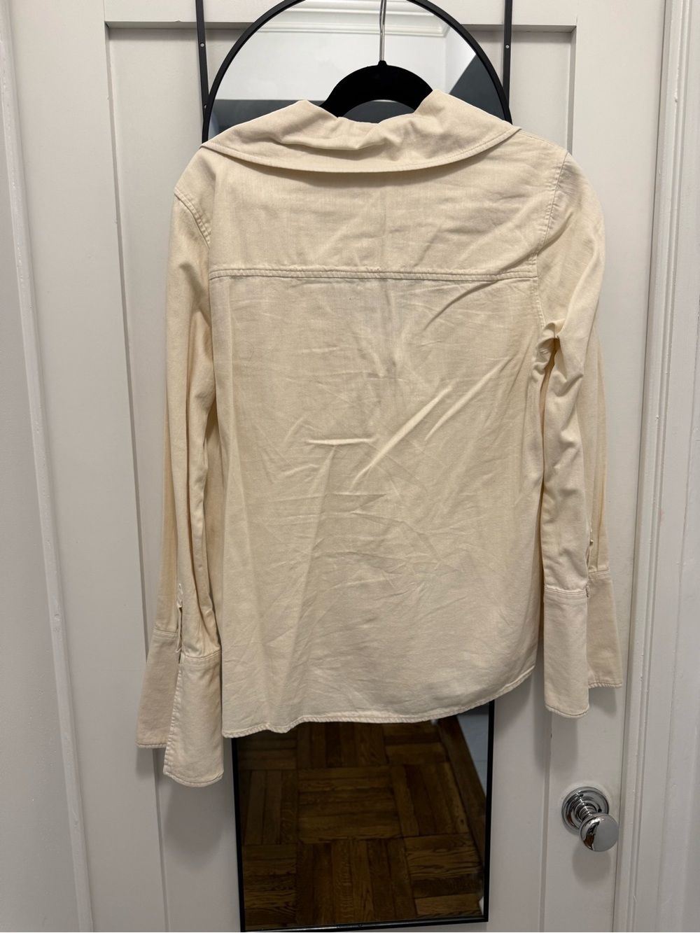 WeWoreWhat Dani Shirt in Ivory 🤍 - Picture 5 of 8